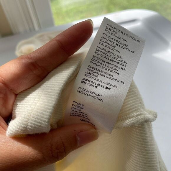 ANTHROPOLOGIE Maeve - Cream Ribbed‎ Tank Top W/ RuffleD Neckline size small - Picture 8 of 9